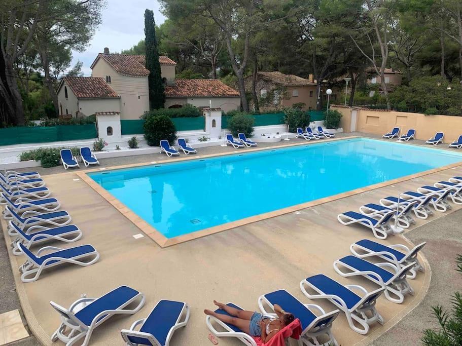 Les Appartements De La Marina Sanary-sur-Mer Εξωτερικό φωτογραφία