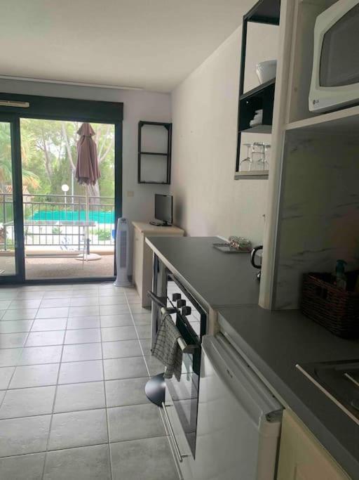 Les Appartements De La Marina Sanary-sur-Mer Εξωτερικό φωτογραφία