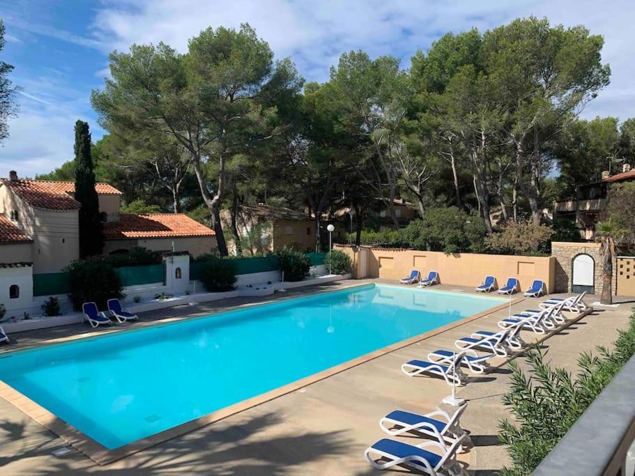 Les Appartements De La Marina Sanary-sur-Mer Εξωτερικό φωτογραφία