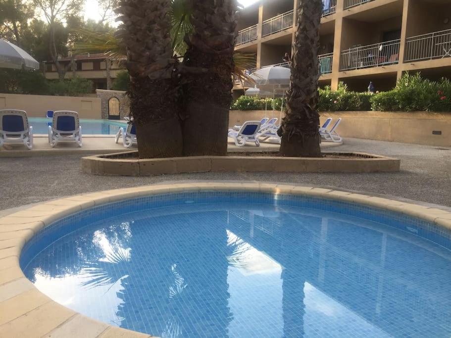 Les Appartements De La Marina Sanary-sur-Mer Εξωτερικό φωτογραφία